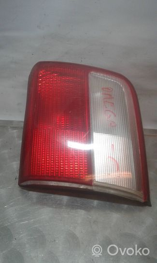 Opel Omega B2 Lampy tylnej klapy bagażnika 62257