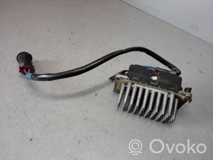 Audi A8 S8 D2 4D Résistance moteur de ventilateur de chauffage 4A0820521A