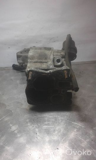 Opel Insignia A EGR valve cooler bracket 