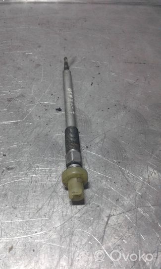 Toyota Corolla Verso E121 Glow plug NGK Y1012J