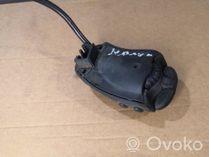 Renault Kangoo I Garso reguliavimo jungtukas 7700309513E