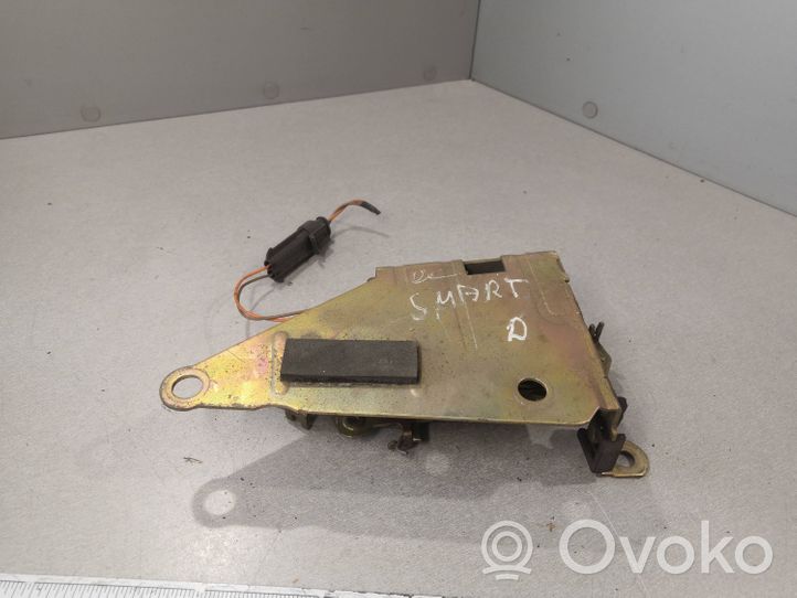 Smart ForTwo I Front door lock VALEO0536