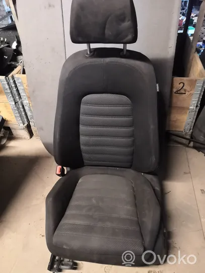 Volkswagen PASSAT B6 Seat set 