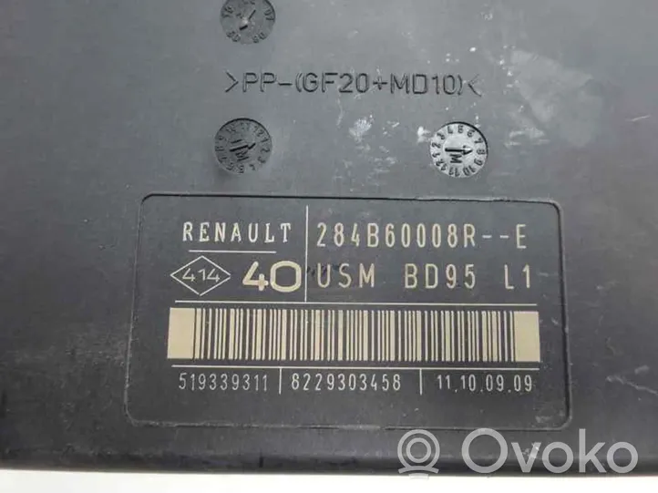 Renault Megane III Fuse module 284B60008R--E