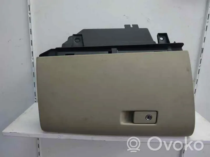 Volvo XC60 Schowek deski rozdzielczej 