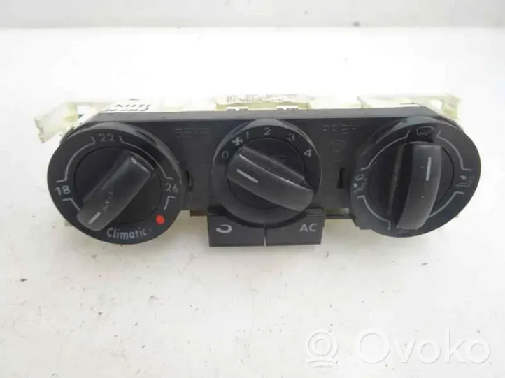 Volkswagen Polo Panel klimatyzacji 