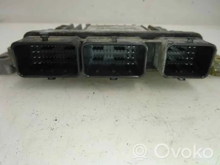 Renault Twingo II Sterownik / Moduł ECU 237101312R