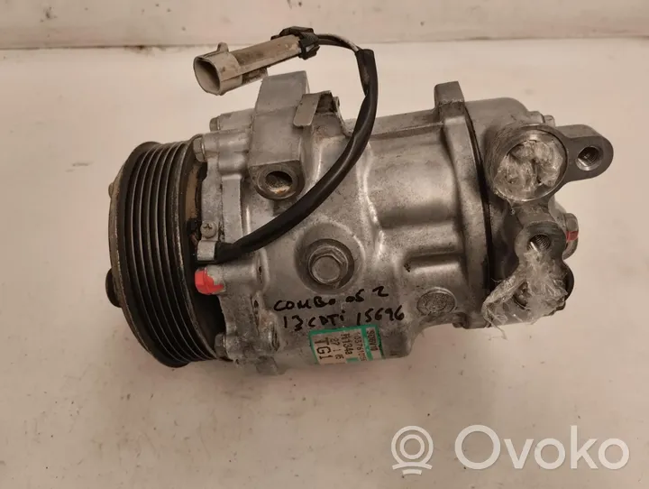 Opel Combo C Air conditioning (A/C) compressor (pump) 