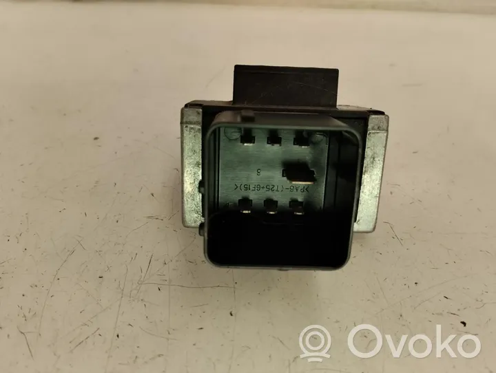 Nissan Qashqai Przekaźnik / Modul układu ogrzewania wstępnego 9640469680--A