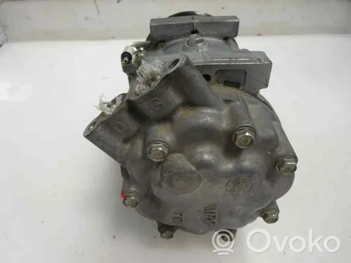 Dacia Duster Ilmastointilaitteen kompressorin pumppu (A/C) 