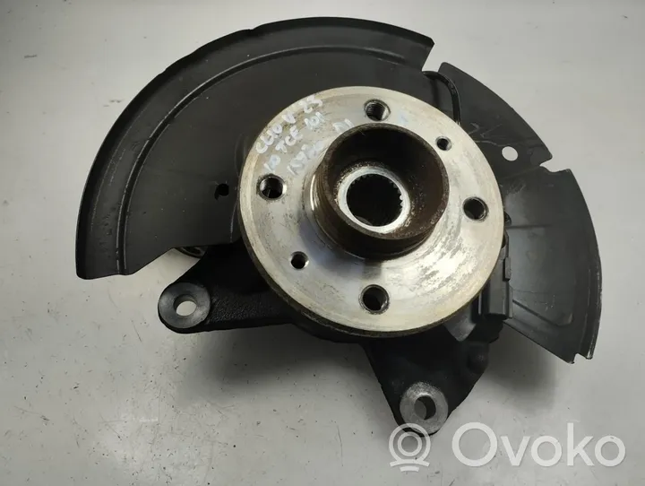 Renault Clio V Front wheel hub spindle knuckle 