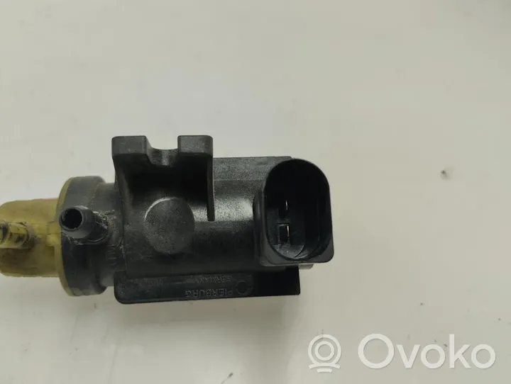 Volkswagen PASSAT B6 Vakuumventil Unterdruckventil Magnetventil 1K0906627A