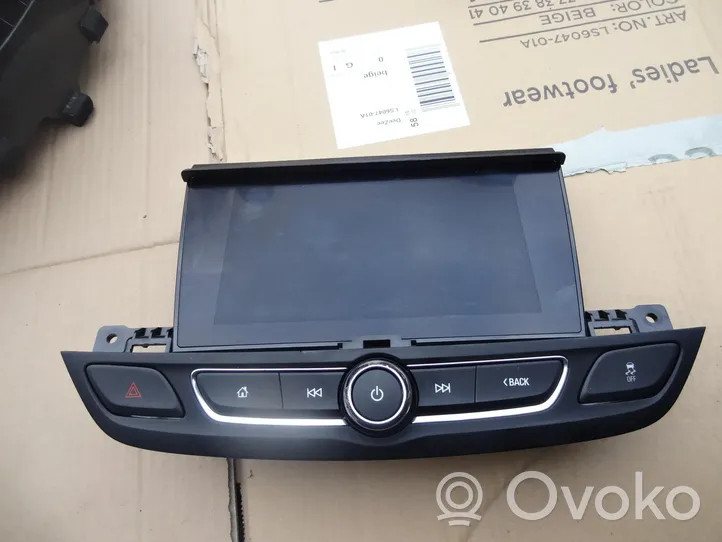 Opel Insignia B Panel / Radioodtwarzacz CD/DVD/GPS 39219212