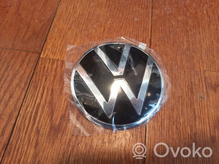 Volkswagen Touran III Logo, emblème de fabricant 5TA853630B