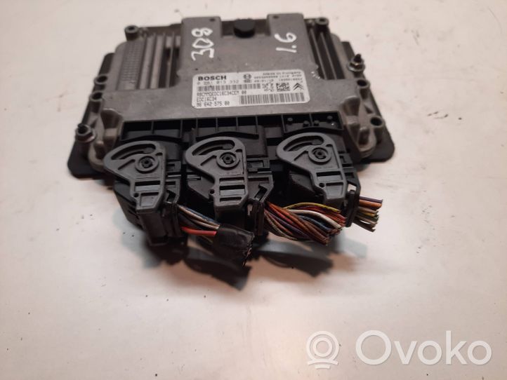 Peugeot 308 Calculateur moteur ECU 9664257580