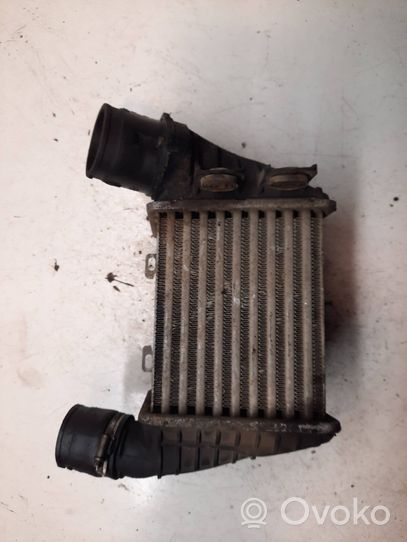 Volkswagen Golf III Intercooler radiator 1H0145832