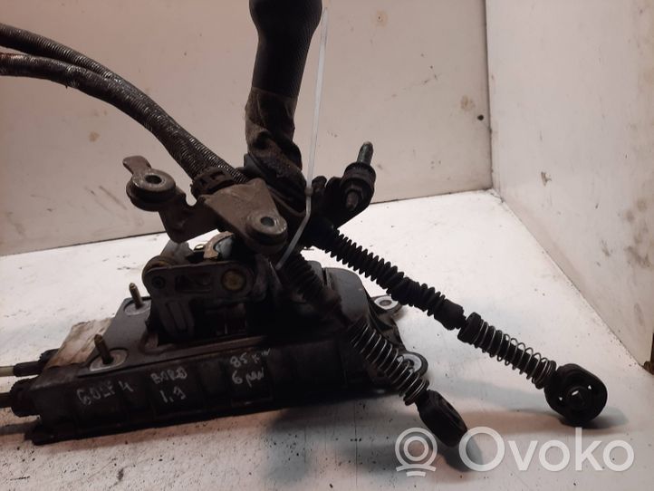 Volkswagen Bora Механизм переключения передач (кулиса) (в салоне) 1J0711565