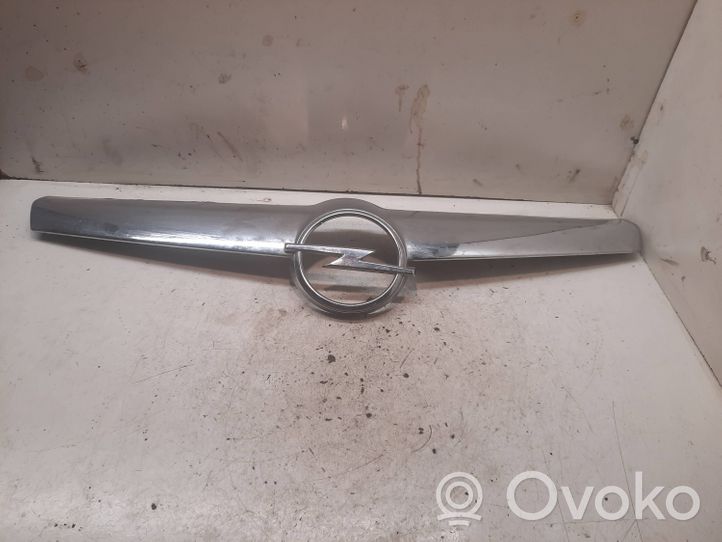Opel Signum Listwa zderzaka przedniego 551004542