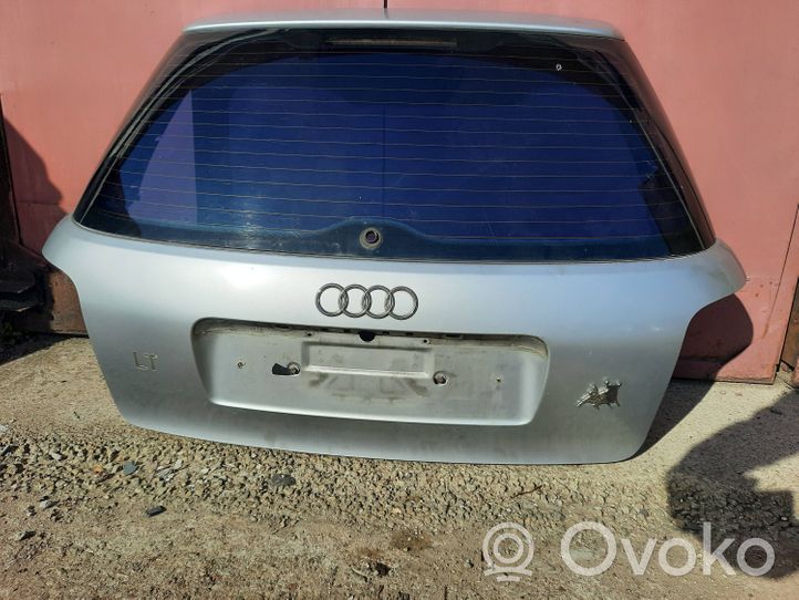 Audi A4 S4 B5 8D Tailgate/trunk/boot lid 