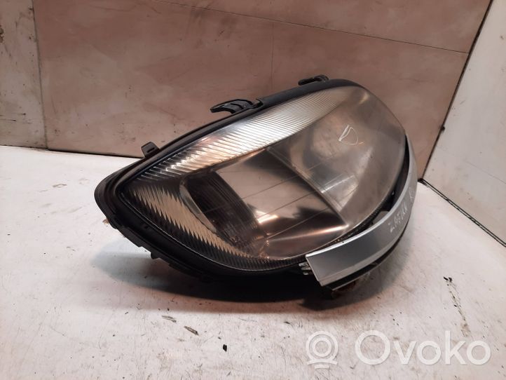 Opel Zafira A Faro/fanale 90582022