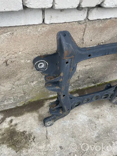 Volkswagen Touareg II Front subframe 7L0499314