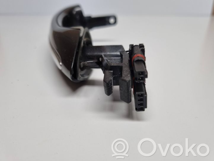 7305357 BMW 7 F01 F02 F03 F04 Front door exterior handle, 100.00 