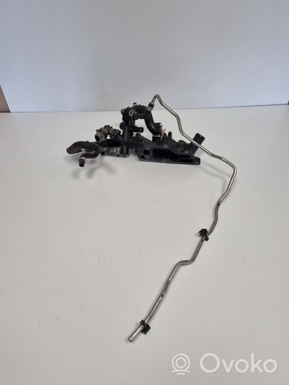 Nissan Qashqai Boîtier de thermostat / thermostat 110608635R