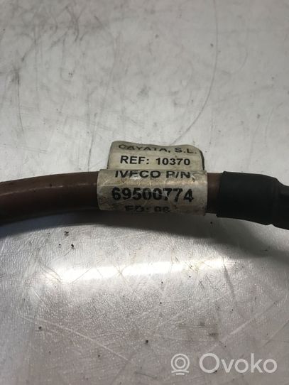 Iveco Daily 4th gen Cable positivo (batería) 69500774