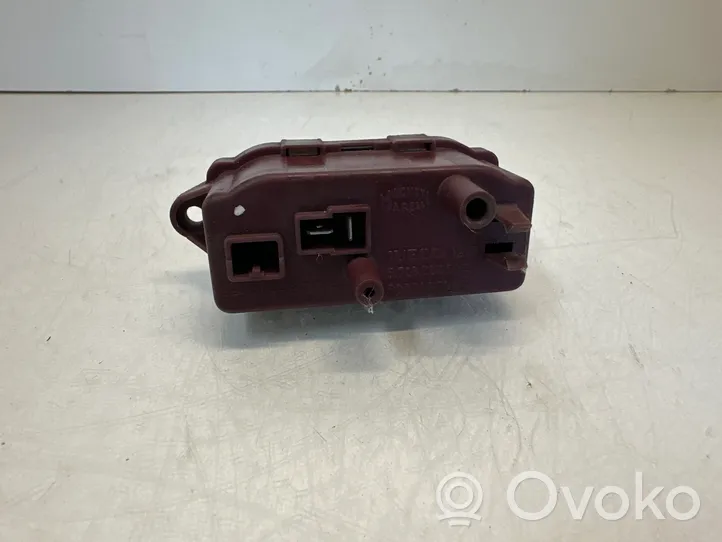 Iveco Daily 35 - 40.10 Heater blower fan relay 500326590