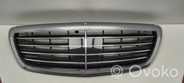 Mercedes-Benz S W222 Griglia superiore del radiatore paraurti anteriore A2228800176