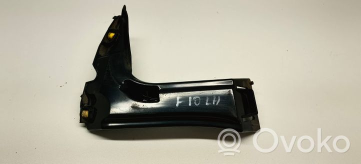 BMW 5 F10 F11 Soporte antisalpicaduras delantero 7207931