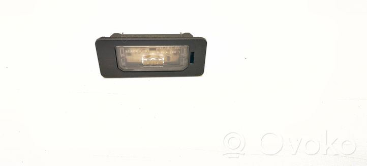 BMW 5 F10 F11 Lampa oświetlenia tylnej tablicy rejestracyjnej 63267193293