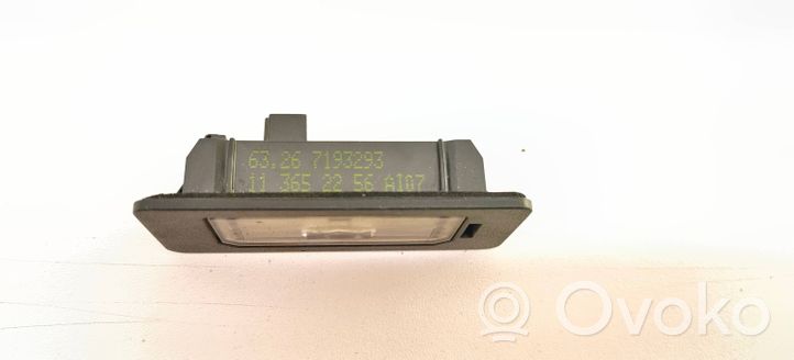 BMW 5 F10 F11 Lampa oświetlenia tylnej tablicy rejestracyjnej 63267193293