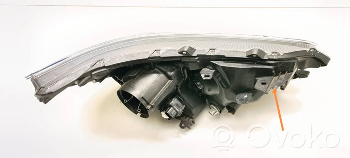 Honda CR-V Lampa przednia T0780