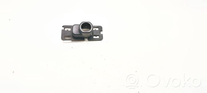 BMW X5 E70 Supporto anteriore per il sensore di parcheggio (PDC) 51117165461