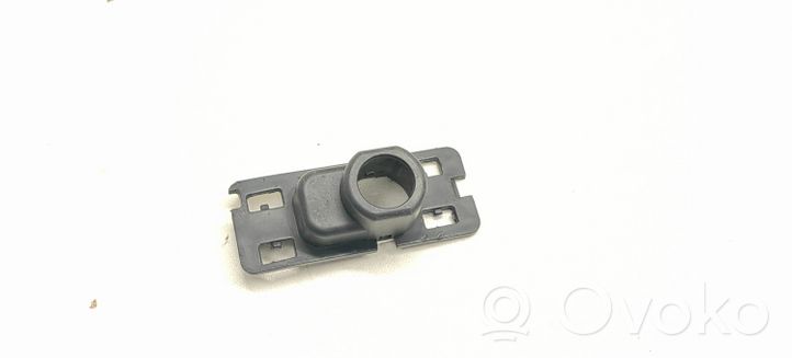 BMW X5 E70 Supporto anteriore per il sensore di parcheggio (PDC) 51117165461