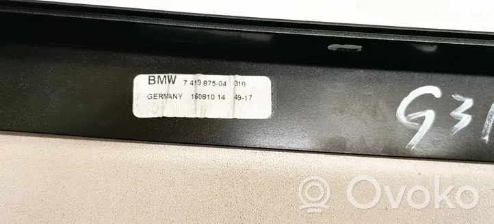 BMW 5 G30 G31 Rivestimento modanatura del vetro della portiera posteriore 7419875