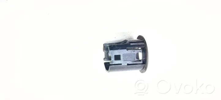 Ford Mondeo MK V Supporto posteriore per il sensore di parcheggio (PDC) 8A6J15K870A