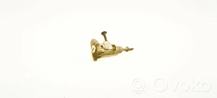 Volkswagen PASSAT B7 Front door lock (next to the handle) 3C0837167