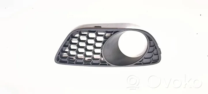 Volkswagen Touareg I Grille antibrouillard avant 7L9853664A