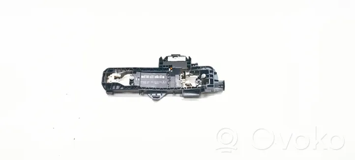 Mercedes-Benz C W204 Manecilla/asa externa de la puerta delantera A2047600834