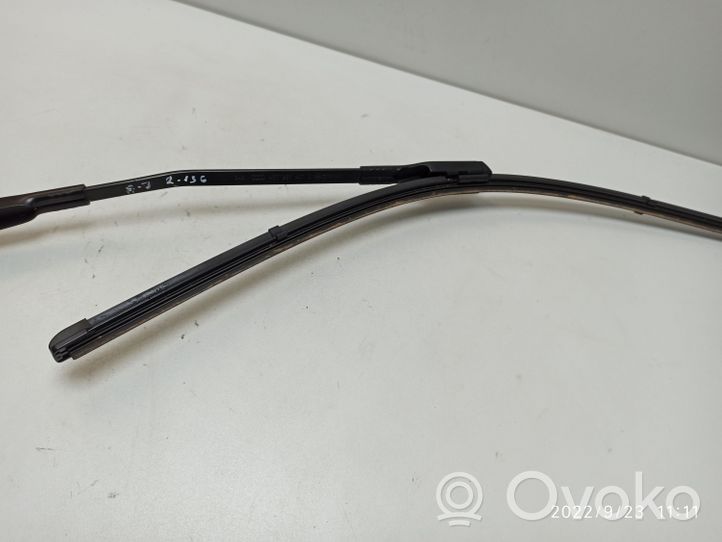 Audi A7 S7 4G Front wiper blade arm 