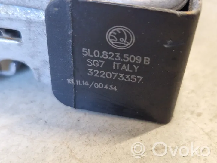 Skoda Yeti (5L) Chiusura/serratura vano motore/cofano 5L0823509B