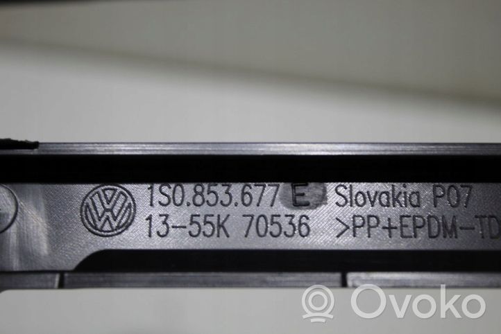 Volkswagen Up Kratka dolna zderzaka przedniego 1S0853677