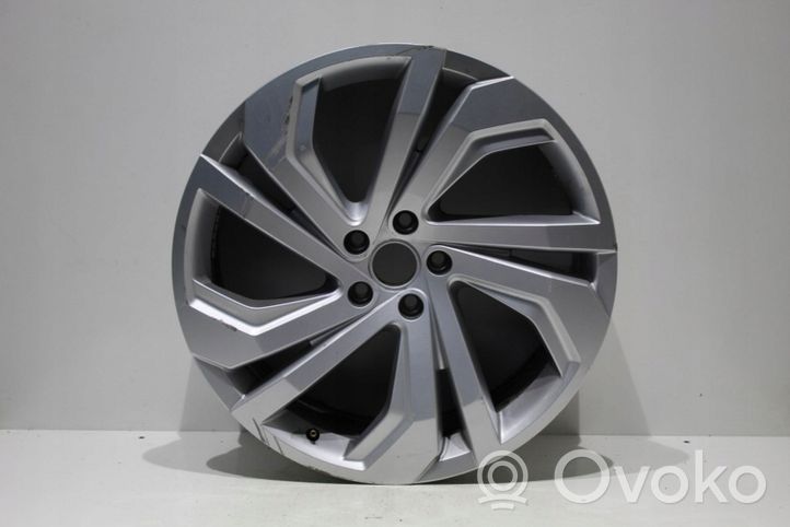 Volkswagen Touareg III Felgi aluminiowe R20 3cm601025a