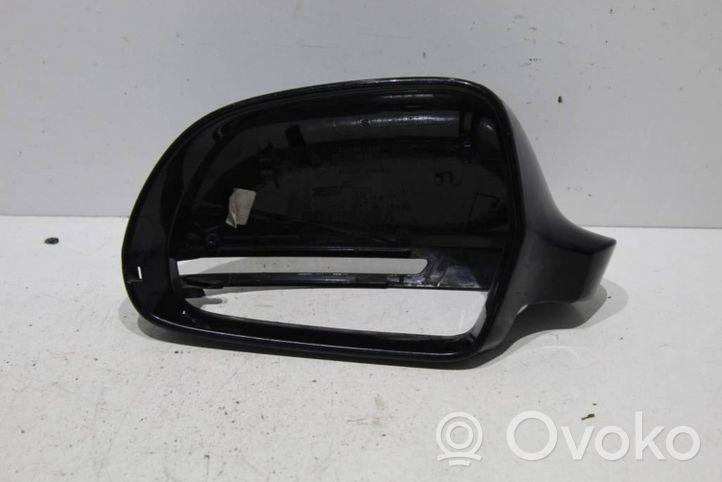 Audi Q3 8U Veidrodėlio plastikinė apdaila 8U0857527