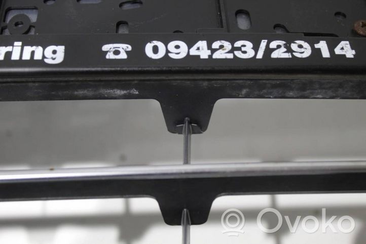 Audi A4 S4 B9 Maskownica / Grill / Atrapa górna chłodnicy 