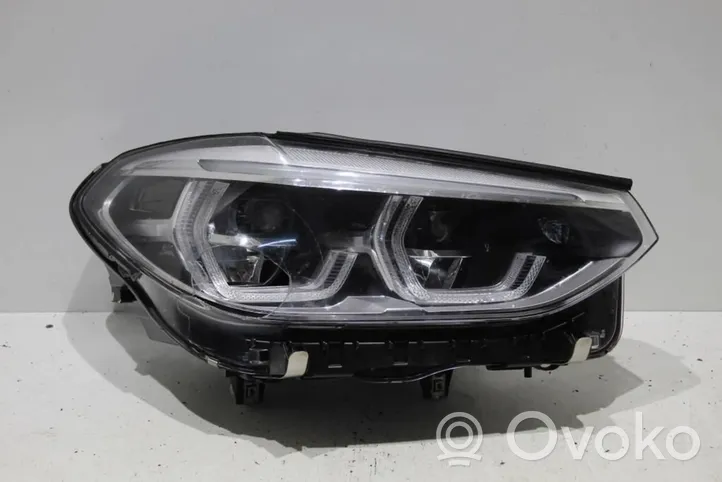 BMW X3 G01 Priekinis žibintas 8739654