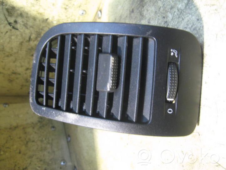 Seat Arosa Garniture, panneau de grille d'aération latérale ABP70LH0