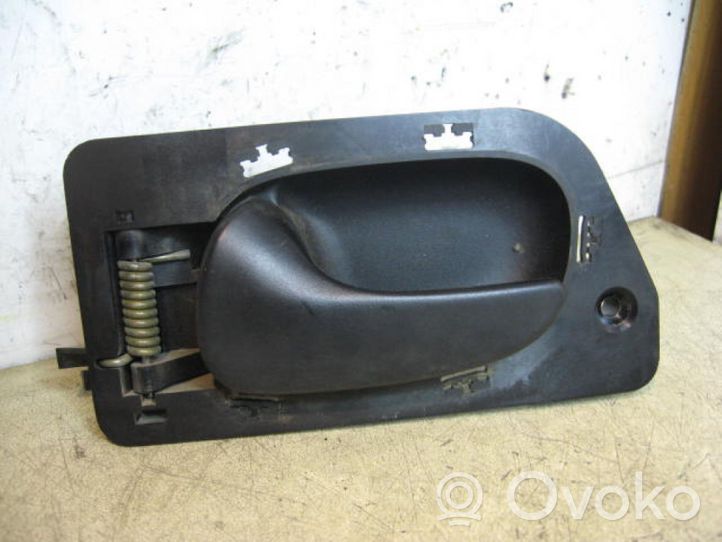 Renault Laguna I Manecilla interna puerta delantera 7700823286G